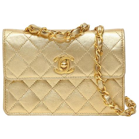 how do i dye a gold leather chanel purse|Re.